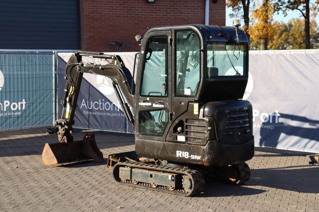 Minibagger tip Hyundai Robex R18-9AK, Gebrauchtmaschine in Antwerpen (Poză 4)