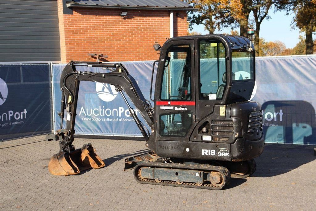 Minibagger del tipo Hyundai ROBEX18-9AK, Gebrauchtmaschine In Antwerpen (Immagine 4)