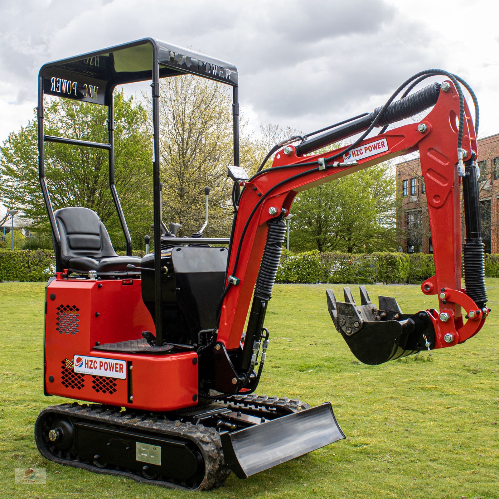 Minibagger typu HZC Power BKB850K Minibagger mit Kettenantrieb, Benzinmotor & verstellbarem Fahrwerk, Neumaschine v Brandenburg - Werder (Havel) (Obrázek 10)