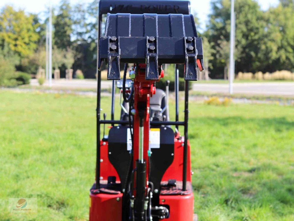 Minibagger типа HZC Power BKB851K Minibbager mit verstellbarem Fahrwerk und Schwenkarm, Neumaschine в Brandenburg - Werder (Havel) (Фотография 10)