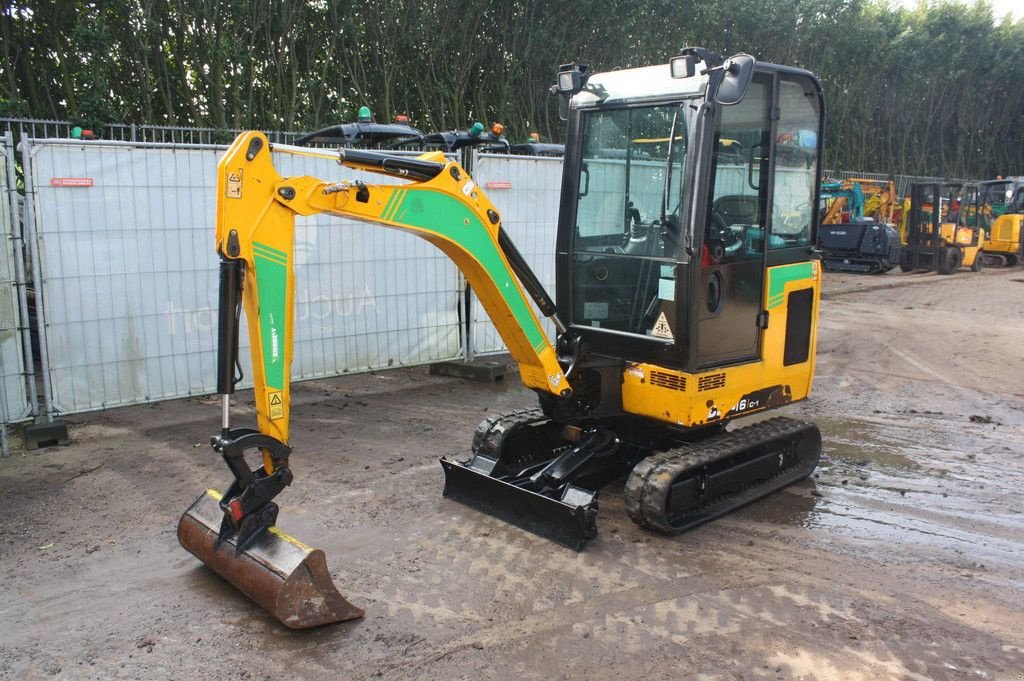 Minibagger del tipo JCB 16C-1 T3, Gebrauchtmaschine en Antwerpen (Imagen 2)