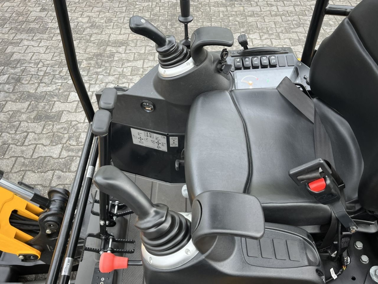 Minibagger типа JCB 18Z-1 PRO, Neumaschine в Tynaarlo (Фотография 5)