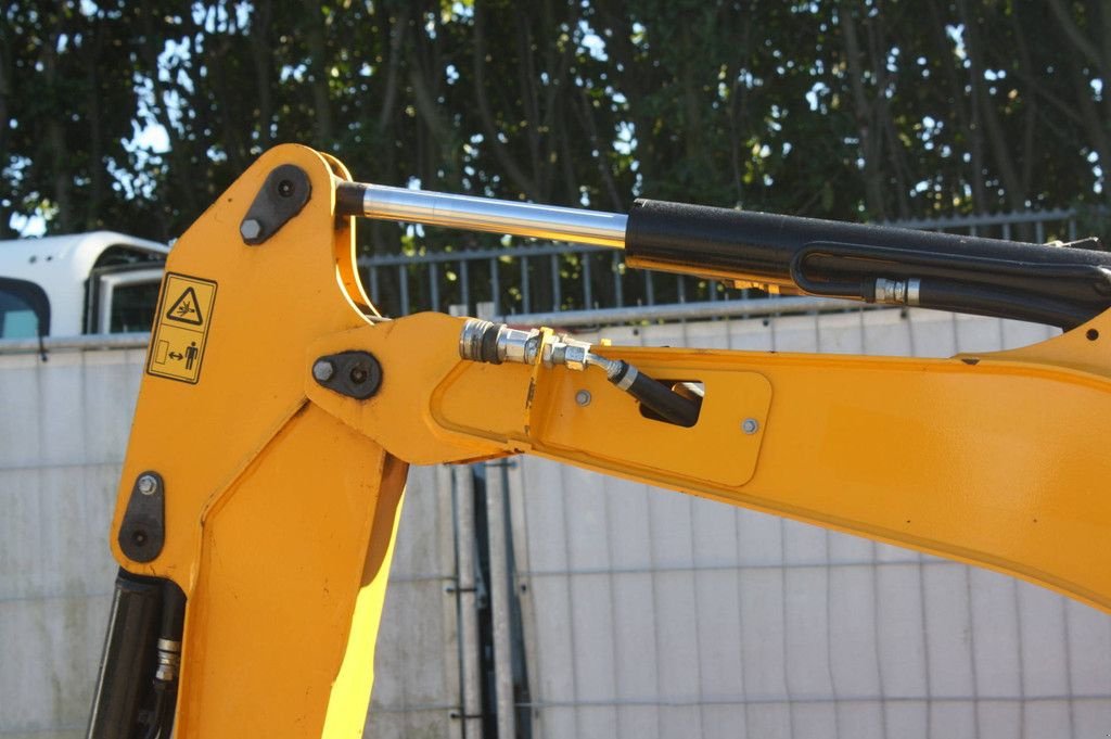 Minibagger del tipo JCB 19C-1 E, Gebrauchtmaschine en Antwerpen (Imagen 10)