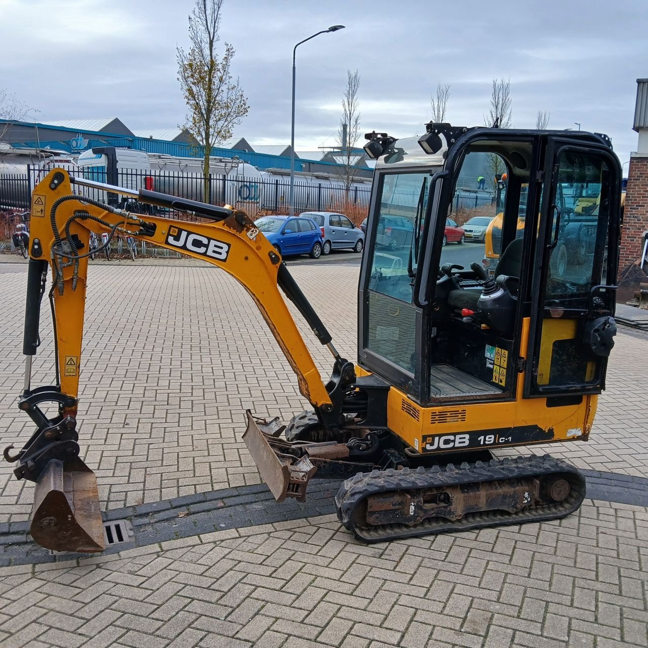 Minibagger del tipo JCB 19C1, Gebrauchtmaschine en Alblasserdam (Imagen 7)