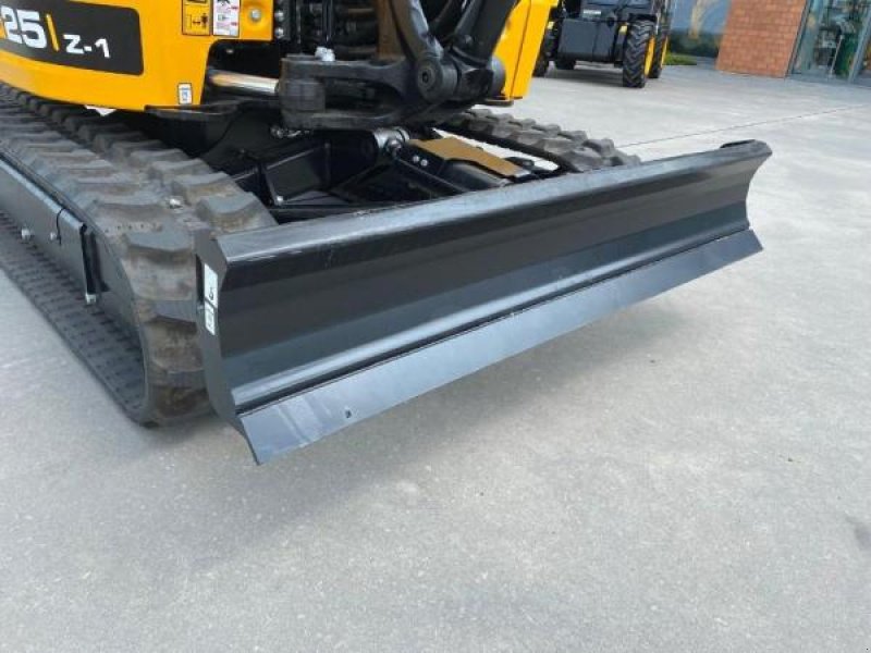 Minibagger des Typs JCB 25Z-1 Cab Pro, Gebrauchtmaschine in Sorée (Bild 9)