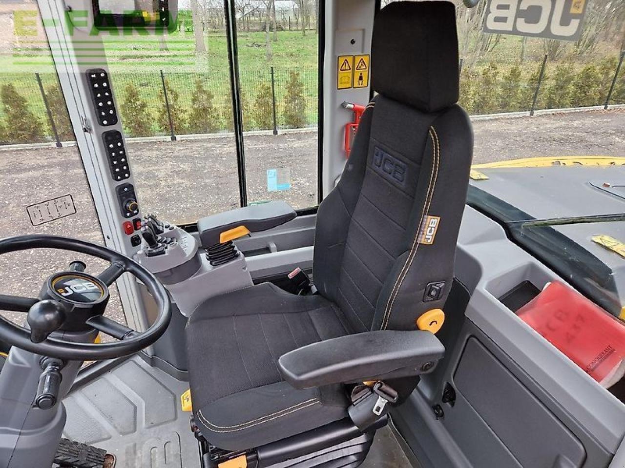 Minibagger del tipo JCB 437 ht, Gebrauchtmaschine en ZELOW (Imagen 14)