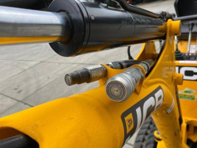 Minibagger типа JCB 8008 + 3 godets, Gebrauchtmaschine в Sorée (Фотография 10)