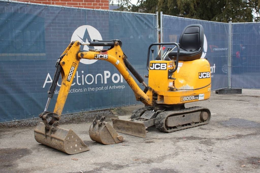 Minibagger от тип JCB 8008 CTS, Gebrauchtmaschine в Antwerpen (Снимка 9)