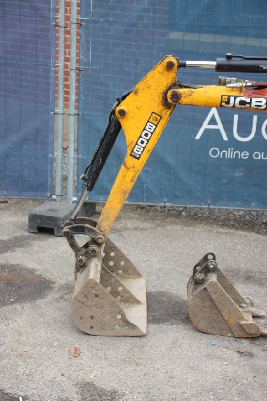 Minibagger от тип JCB 8008 CTS, Gebrauchtmaschine в Antwerpen (Снимка 11)