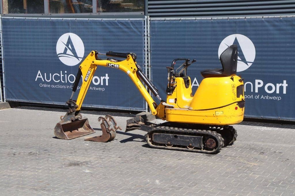 Minibagger del tipo JCB 8008 CTS, Gebrauchtmaschine In Antwerpen (Immagine 3)