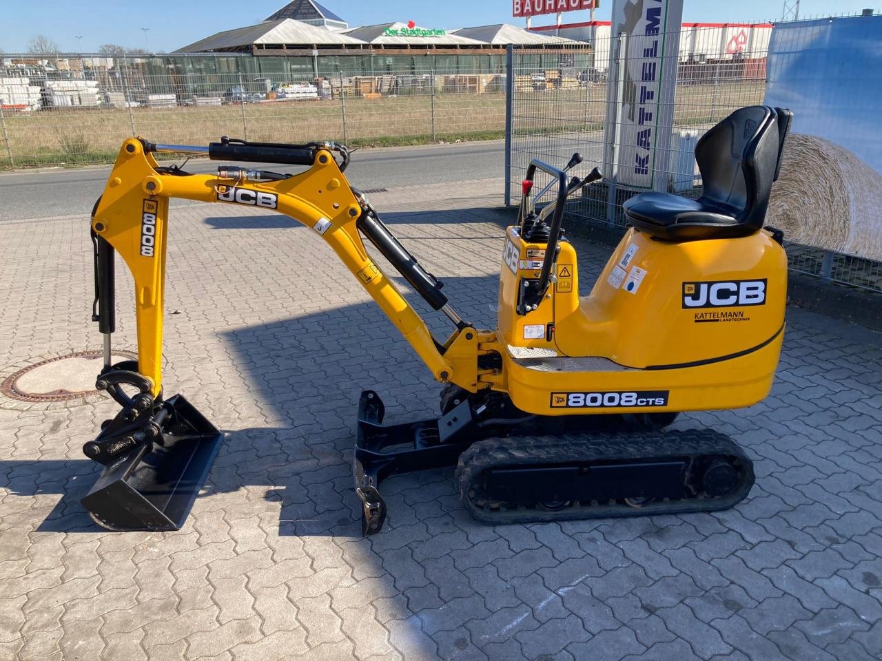 Minibagger za tip JCB 8008CTS, Gebrauchtmaschine u Stuhr (Slika 2)