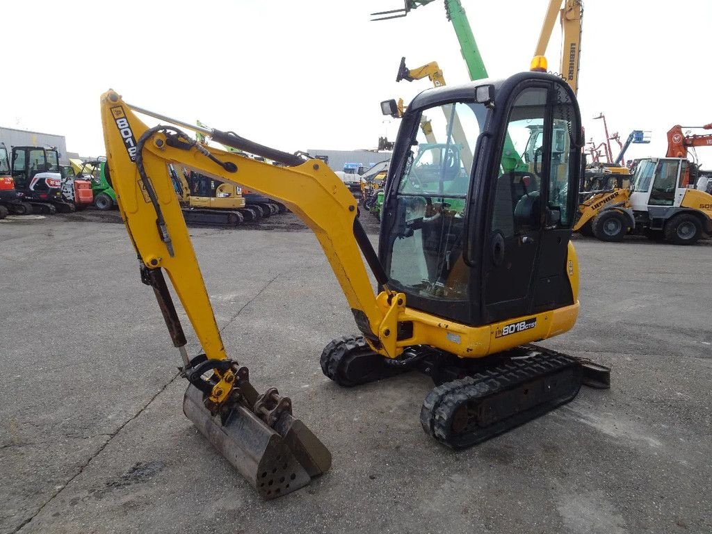 Minibagger a típus JCB 8018, Gebrauchtmaschine ekkor: Zutphen (Kép 1)