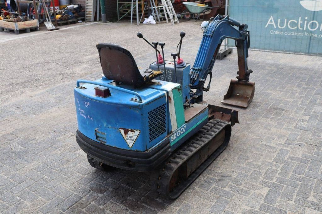 Minibagger of the type Kobelco SK007, Gebrauchtmaschine in Antwerpen (Picture 7)