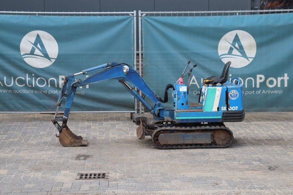 Minibagger of the type Kobelco SK007, Gebrauchtmaschine in Antwerpen (Picture 1)