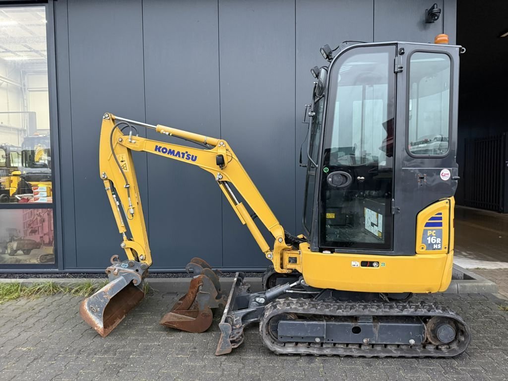 Minibagger del tipo Komatsu PC16R-3HS (2022 / 170 uur), Gebrauchtmaschine en Nijkerk (Imagen 2)