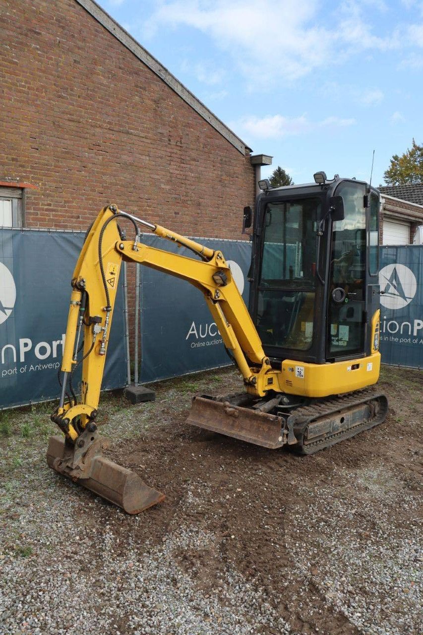 Minibagger a típus Komatsu PC16R-3HS, Gebrauchtmaschine ekkor: Antwerpen (Kép 10)
