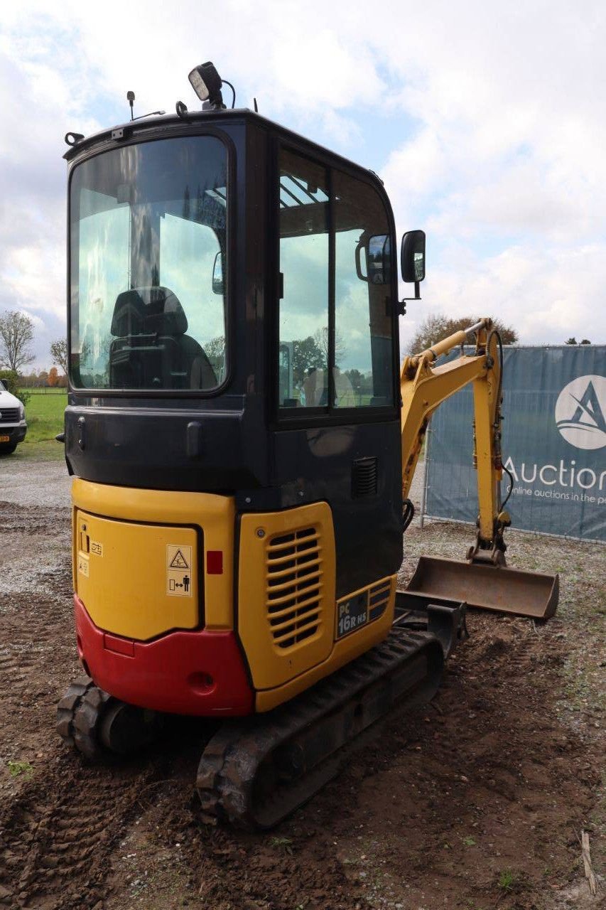 Minibagger типа Komatsu PC16R-3HS, Gebrauchtmaschine в Antwerpen (Фотография 7)