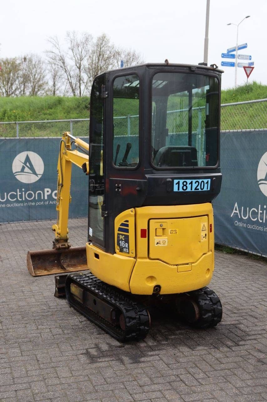 Minibagger типа Komatsu PC16R-HS, Gebrauchtmaschine в Antwerpen (Фотография 4)
