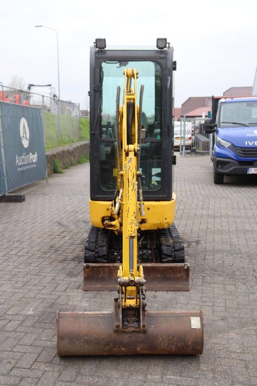 Minibagger типа Komatsu PC16R-HS, Gebrauchtmaschine в Antwerpen (Фотография 9)