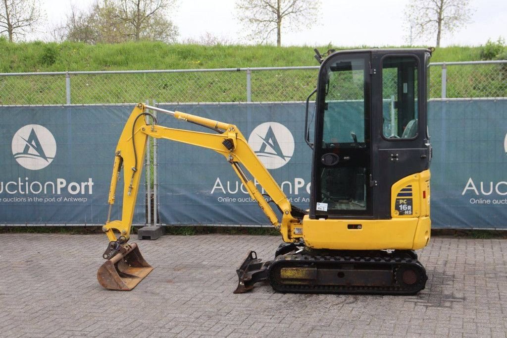 Minibagger типа Komatsu PC16R-HS, Gebrauchtmaschine в Antwerpen (Фотография 2)