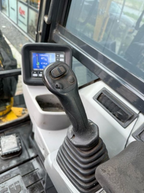 Minibagger des Typs Komatsu PC35MR-5 (Airco/ 2019/ 5.623uur), Gebrauchtmaschine in Nijkerk (Bild 7)