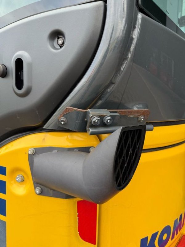 Minibagger des Typs Komatsu PC35MR-5 (Airco/ 2019/ 5.623uur), Gebrauchtmaschine in Nijkerk (Bild 11)