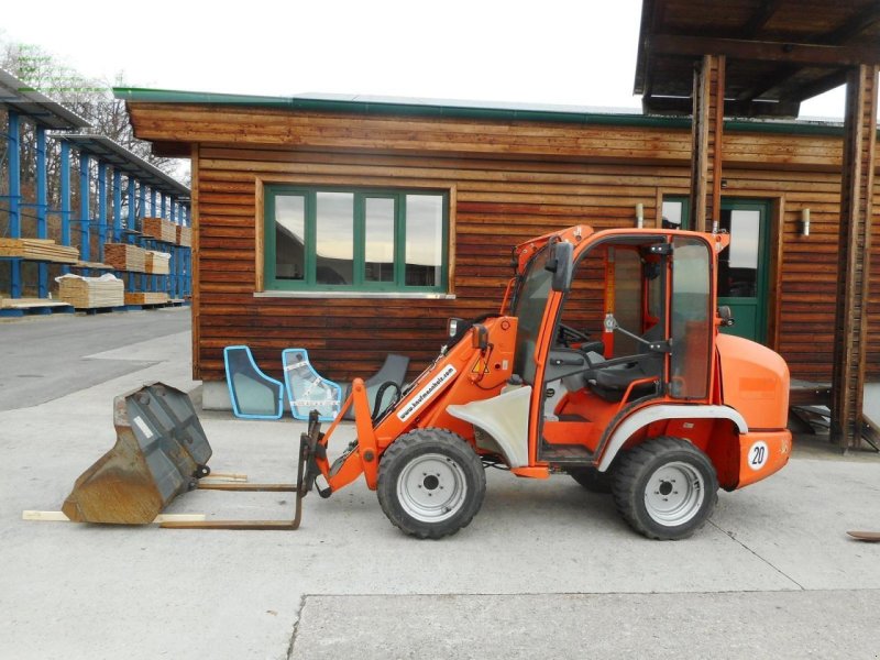 Minibagger des Typs Kramer 348-01 / 5035 ( 2.250 kg ) mit schaufel und gabe, Gebrauchtmaschine in ST. NIKOLAI/DR. (Bild 1)