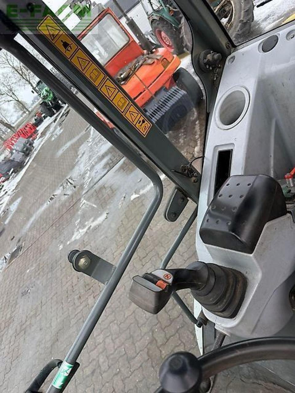 Minibagger des Typs Kramer 580, Gebrauchtmaschine in HAMERSEN (Bild 8)