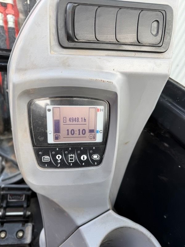 Minibagger типа Kubota KX 042-4, Gebrauchtmaschine в Beveren-Waas Melsele (Фотография 9)