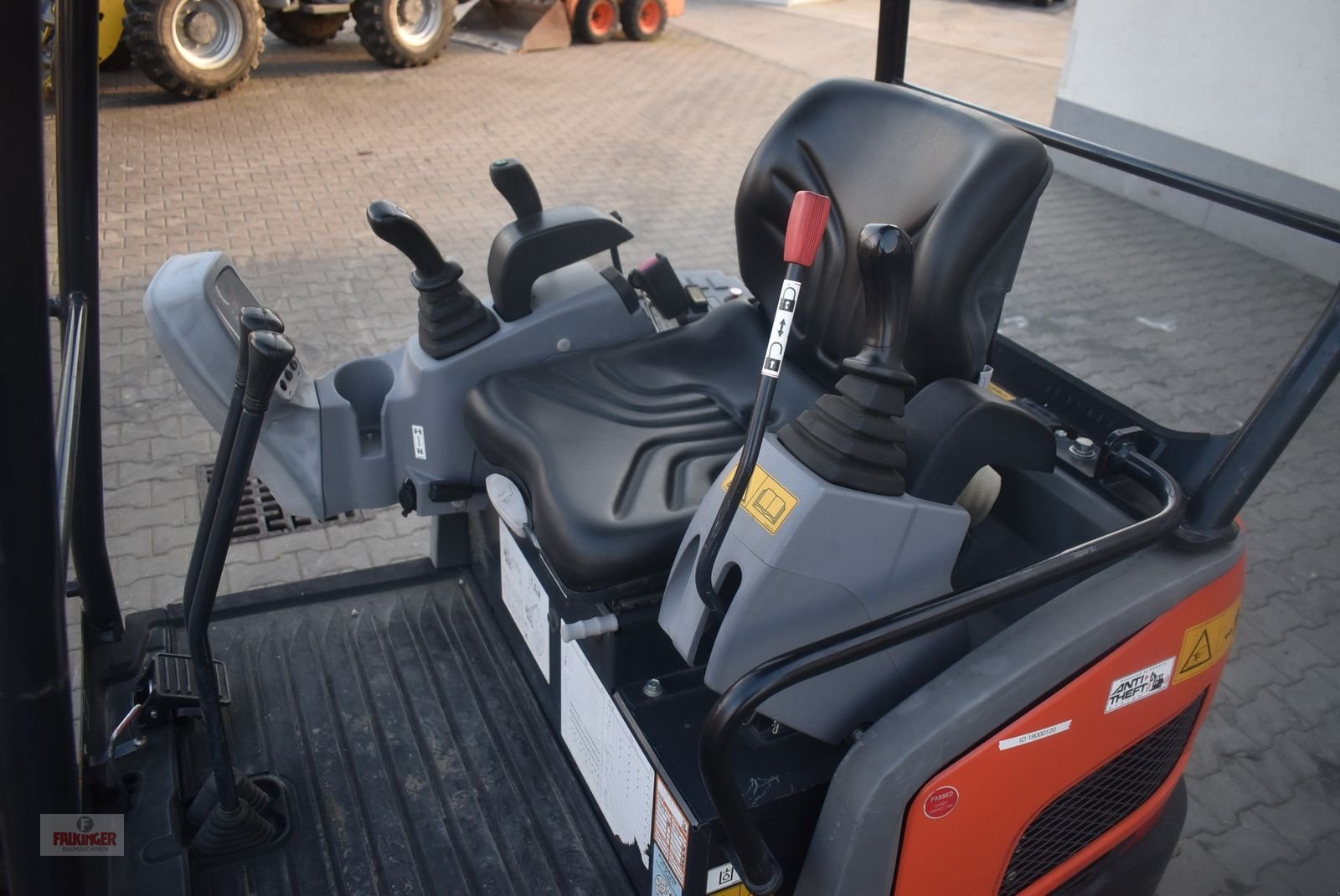 Minibagger типа Kubota KX016-4 Canopy, Gebrauchtmaschine в Putzleinsdorf (Фотография 5)