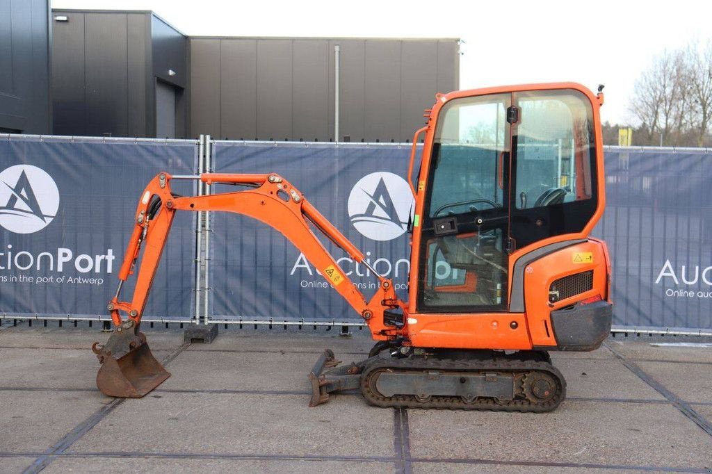 Minibagger des Typs Kubota KX016-4, Gebrauchtmaschine in Antwerpen (Bild 2)