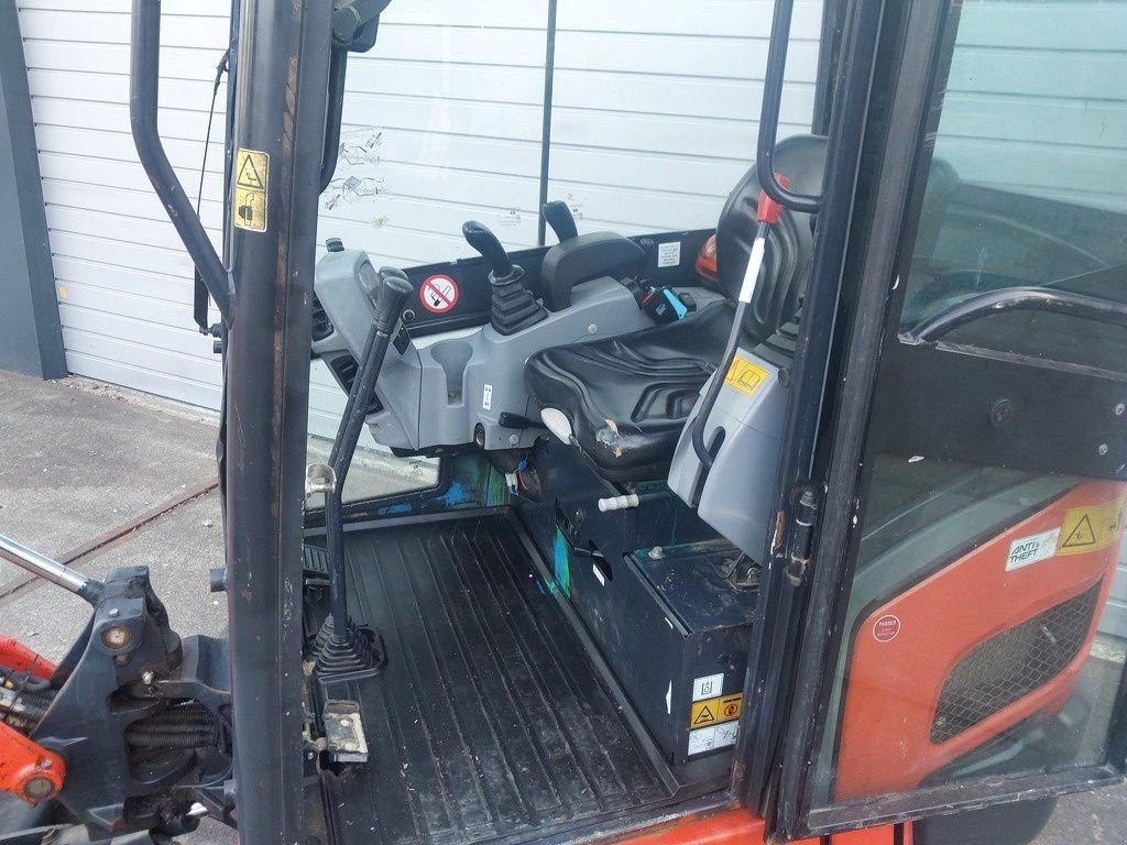 Minibagger van het type Kubota Kx016-4, Gebrauchtmaschine in Swifterbant (Foto 7)