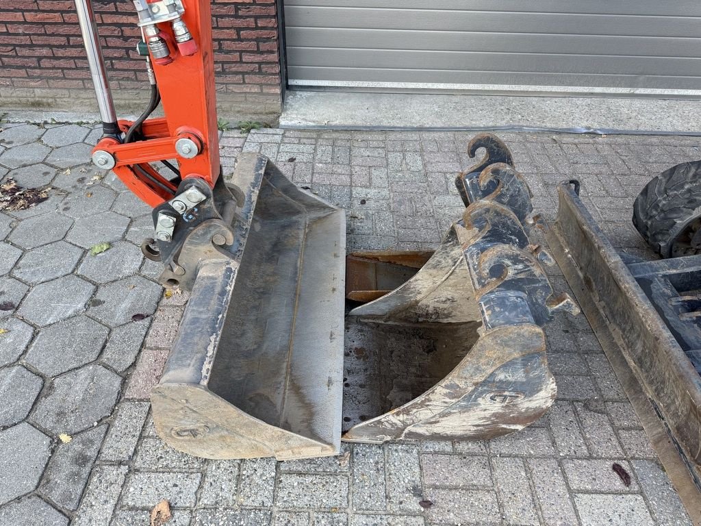 Minibagger Türe ait Kubota KX027 HI-SPEC minigraver BJ 2024 590 uur, Gebrauchtmaschine içinde Neer (resim 4)