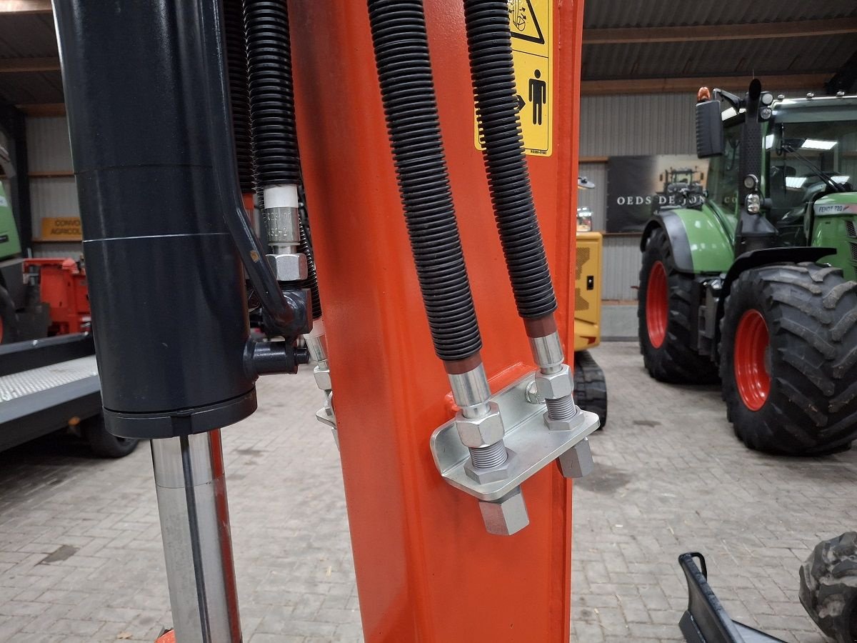 Minibagger del tipo Kubota KX030-4 HI, Neumaschine In Donkerbroek (Immagine 3)