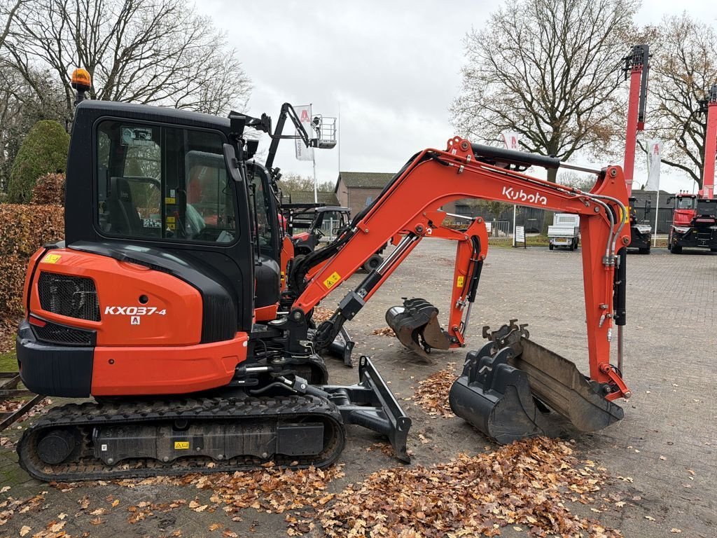 Minibagger des Typs Kubota KX037-4KGL Graafmachine, Neumaschine in Laren Gld (Bild 1)