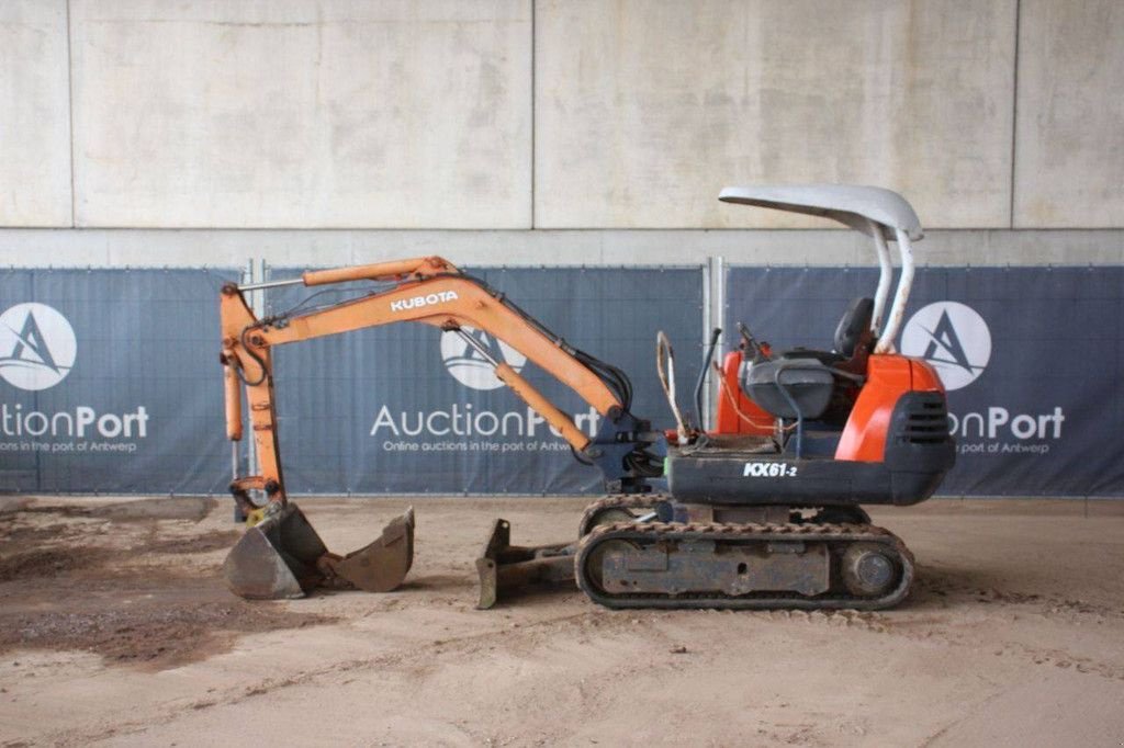Minibagger du type Kubota KX61-2, Gebrauchtmaschine en Antwerpen (Photo 2)