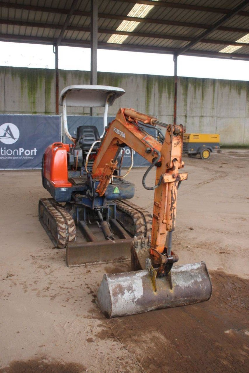 Minibagger du type Kubota KX61-2, Gebrauchtmaschine en Antwerpen (Photo 7)