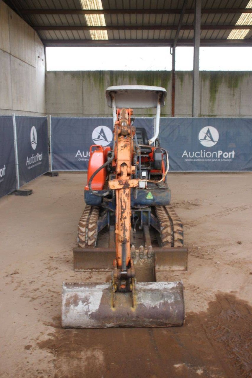 Minibagger du type Kubota KX61-2, Gebrauchtmaschine en Antwerpen (Photo 8)
