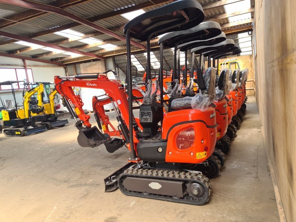 Minibagger des Typs Kubota Powered by. XN 12-8, Gebrauchtmaschine in Scharsterbrug (Bild 3)