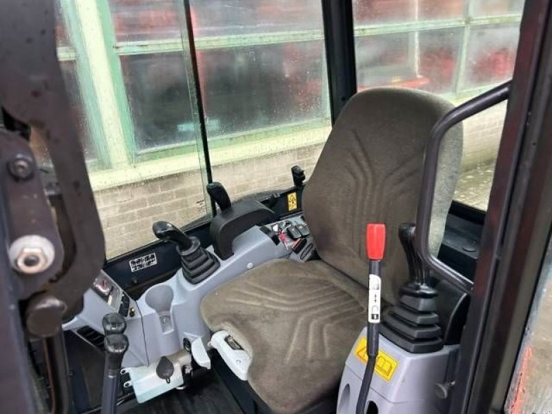 Minibagger типа Kubota U 27-4, Gebrauchtmaschine в Roosendaal (Фотография 10)