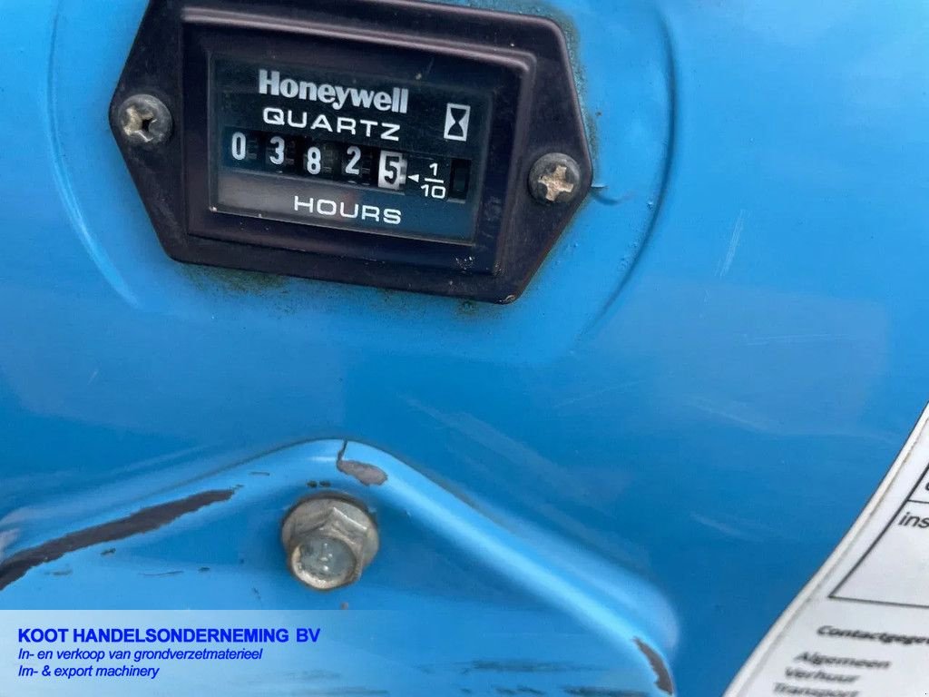 Minibagger tip Kubota U10-3 388 Uren! 3 Bakken!, Gebrauchtmaschine in Nieuwerkerk aan den IJssel (Poză 8)