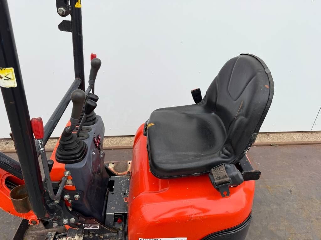 Minibagger del tipo Kubota U10-3 - Hydr. Undercarriage / Hammer Lines, Gebrauchtmaschine In Veldhoven (Immagine 9)
