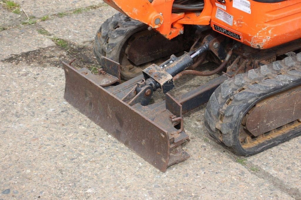 Minibagger от тип Kubota U10-3, Gebrauchtmaschine в Antwerpen (Снимка 10)