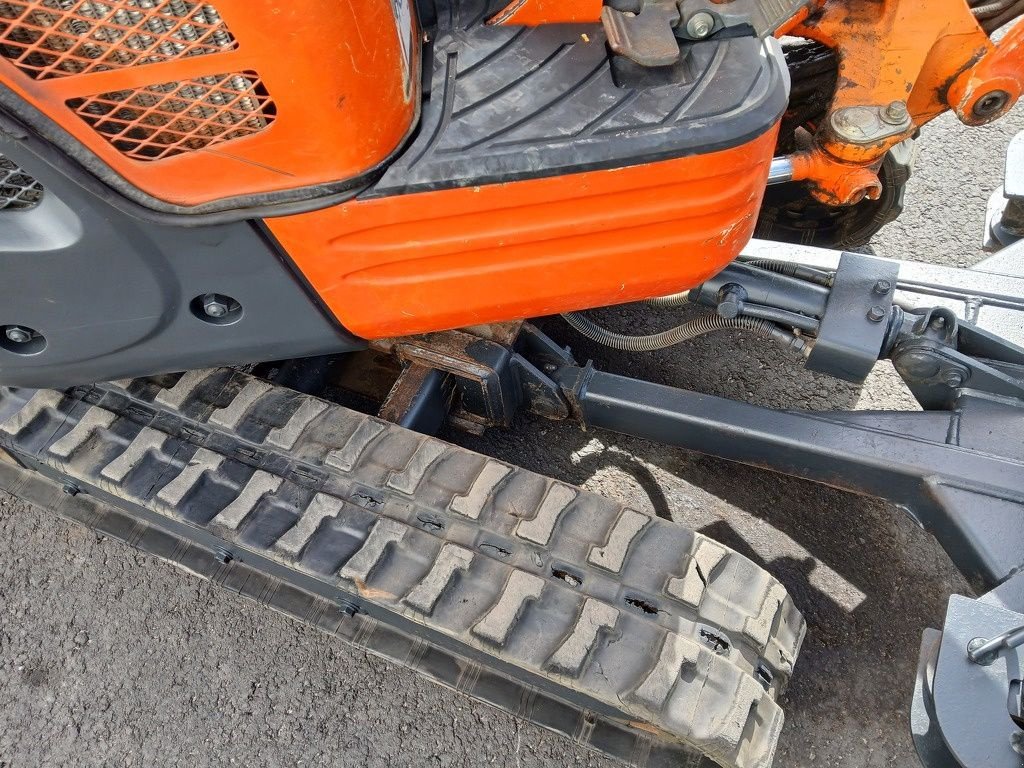 Minibagger tip Kubota U10-3, Gebrauchtmaschine in Swifterbant (Poză 9)