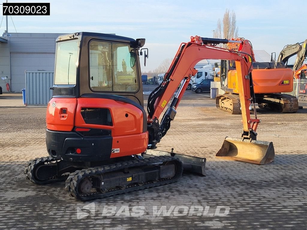 Minibagger des Typs Kubota U36 -4 3 Buckets, Gebrauchtmaschine in Veghel (Bild 9)