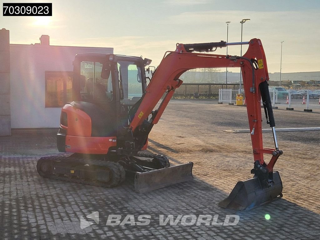 Minibagger des Typs Kubota U36 -4 3 Buckets, Gebrauchtmaschine in Veghel (Bild 11)