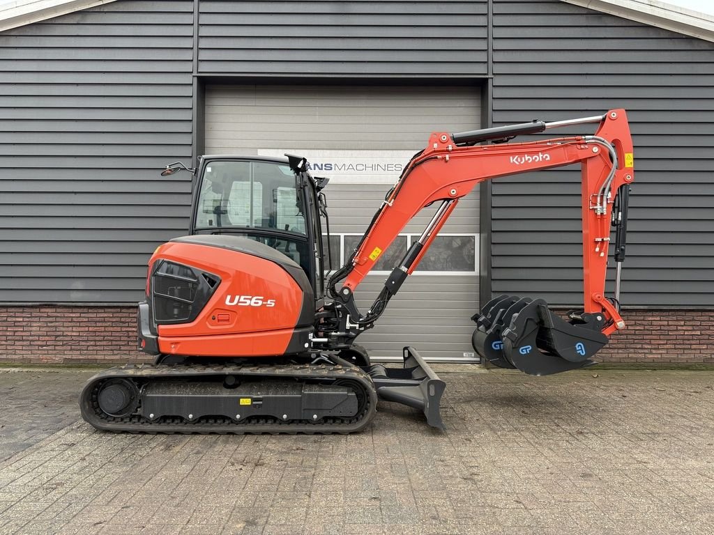 Minibagger typu Kubota U56-5 minigraver NIEUW incl CW10 + 3 bakken, Neumaschine v Neer (Obrázek 2)