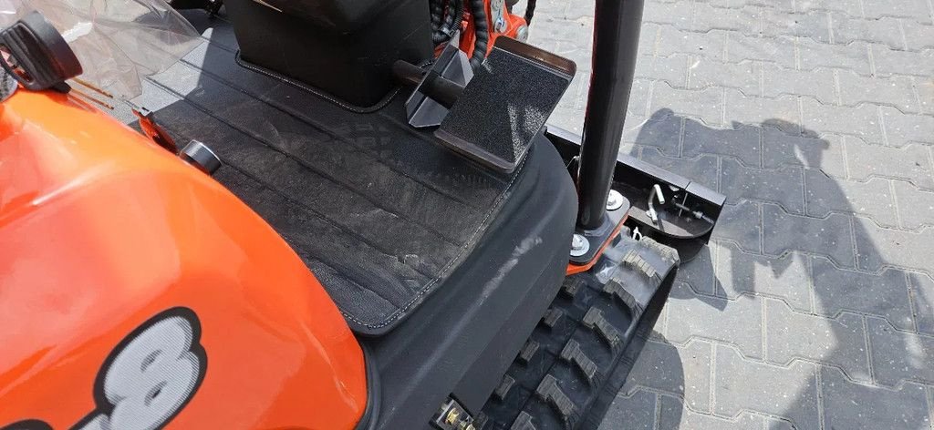Minibagger tip Kubota XN12-8 mini graafmachine, Gebrauchtmaschine in Scharsterbrug (Poză 10)