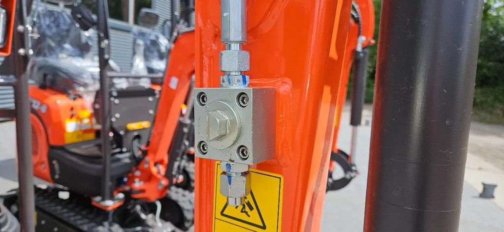 Minibagger tip Kubota XN12-8 mini graafmachine, Gebrauchtmaschine in Scharsterbrug (Poză 5)