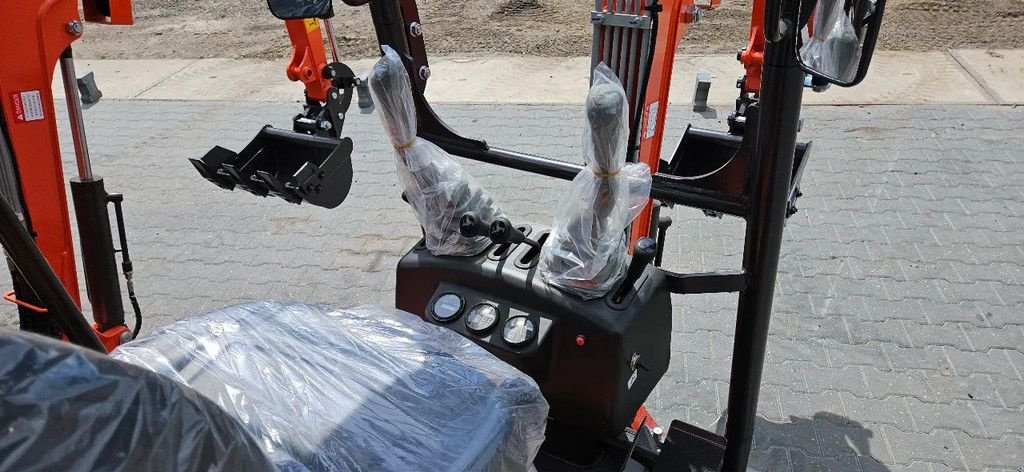 Minibagger tip Kubota XN12-8 mini graafmachine, Gebrauchtmaschine in Scharsterbrug (Poză 9)